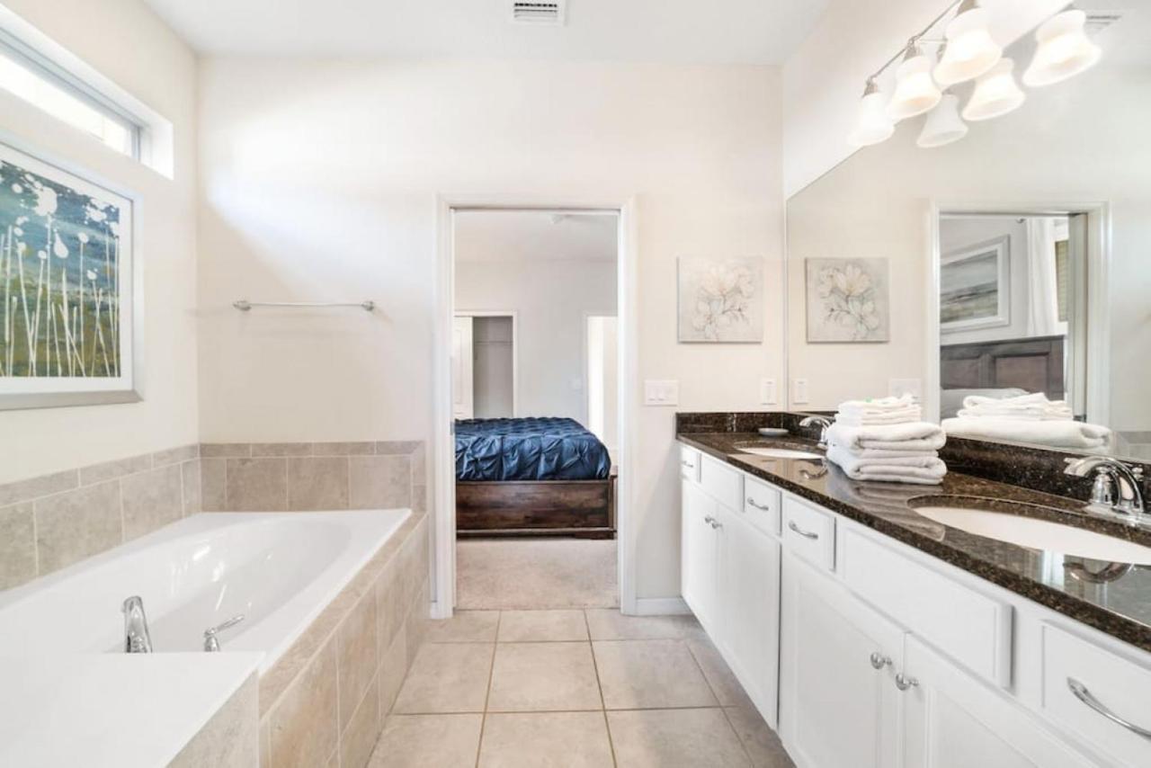 Luxury New Villa Near Disney With Pool 6Bedrooms Kissimmee Eksteriør bilde