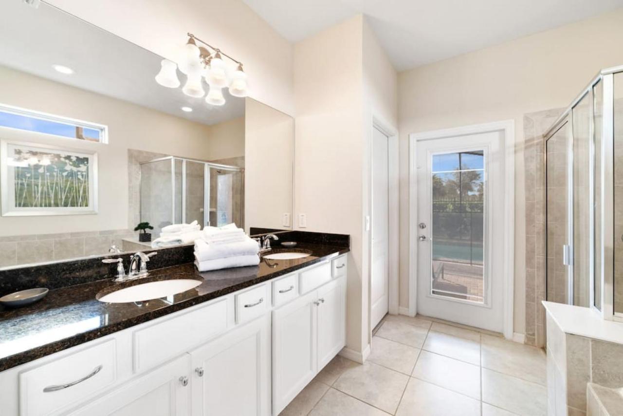 Luxury New Villa Near Disney With Pool 6Bedrooms Kissimmee Eksteriør bilde